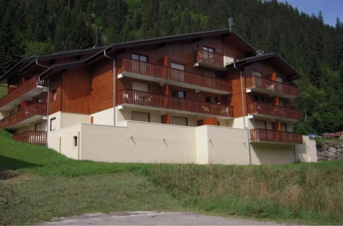 Azalee Az4 Telecabine & Mountain 4 Pers Chatel 0*,