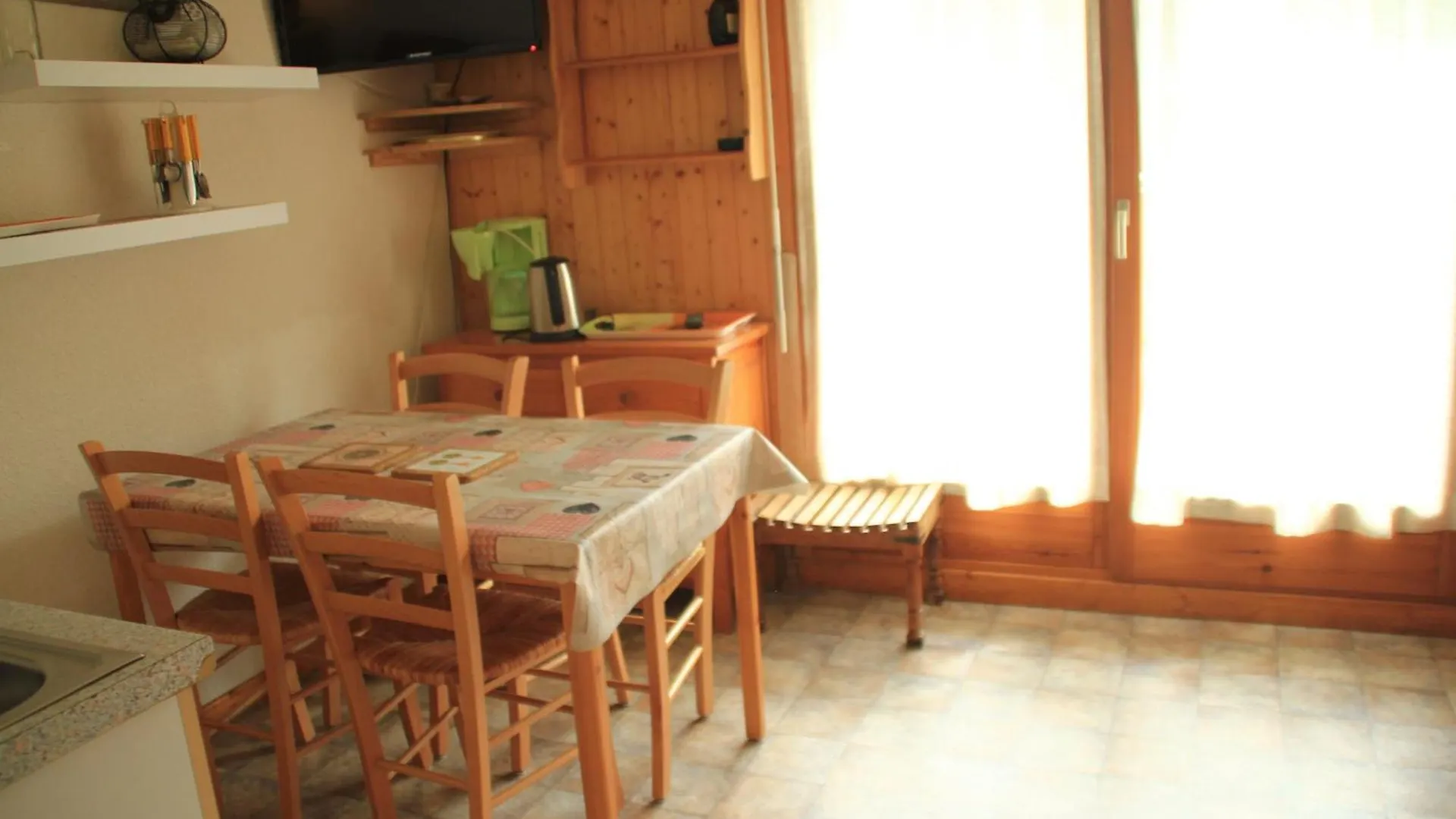 Azalee Az4 Telecabine & Mountain 4 Pers Chatel Apartment